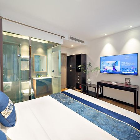 Beijing Tangfu Nanluoguxiang Wang Fu Jing Forbidden City Snack Street Hotel,1 Stop Walking To Airport Express,3 Stop To Tiananmen&Free Laundry Dry Service &Professional Free Tour Ticket Service With English Speaking Staff Exteriör bild