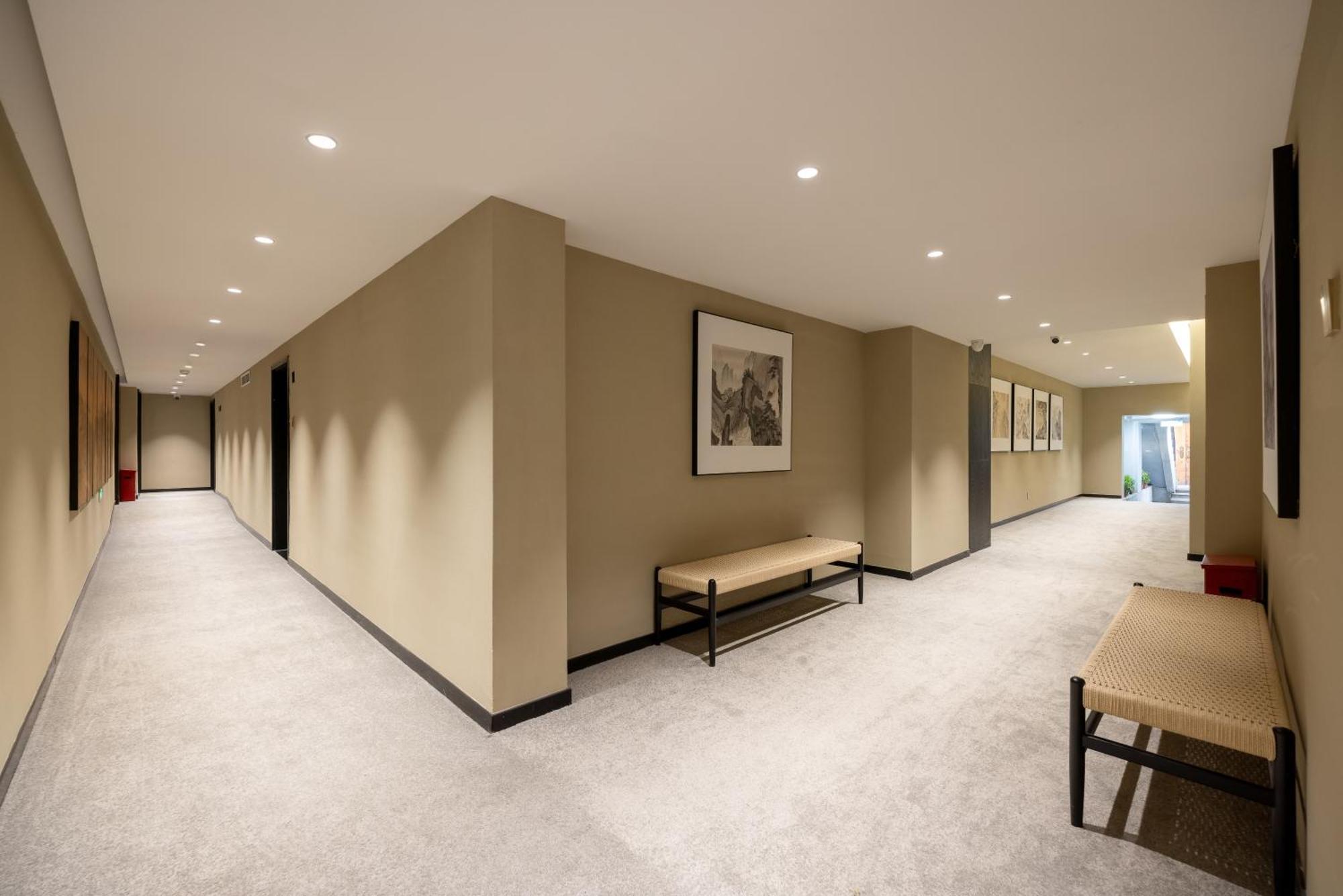 Beijing Tangfu Nanluoguxiang Wang Fu Jing Forbidden City Snack Street Hotel,1 Stop Walking To Airport Express,3 Stop To Tiananmen&Free Laundry Dry Service &Professional Free Tour Ticket Service With English Speaking Staff Exteriör bild
