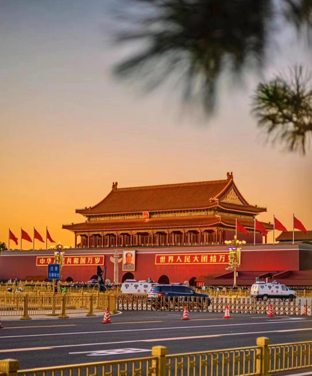 Beijing Tangfu Nanluoguxiang Wang Fu Jing Forbidden City Snack Street Hotel,1 Stop Walking To Airport Express,3 Stop To Tiananmen&Free Laundry Dry Service &Professional Free Tour Ticket Service With English Speaking Staff Exteriör bild