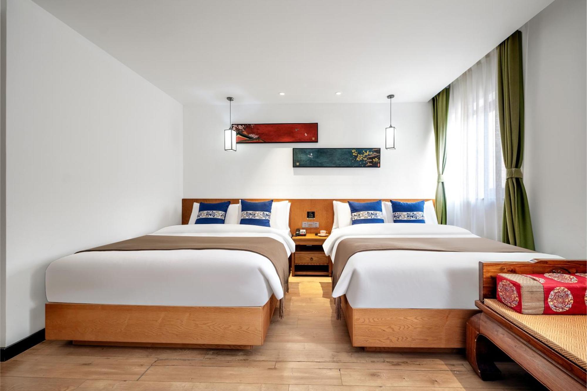 Beijing Tangfu Nanluoguxiang Wang Fu Jing Forbidden City Snack Street Hotel,1 Stop Walking To Airport Express,3 Stop To Tiananmen&Free Laundry Dry Service &Professional Free Tour Ticket Service With English Speaking Staff Exteriör bild