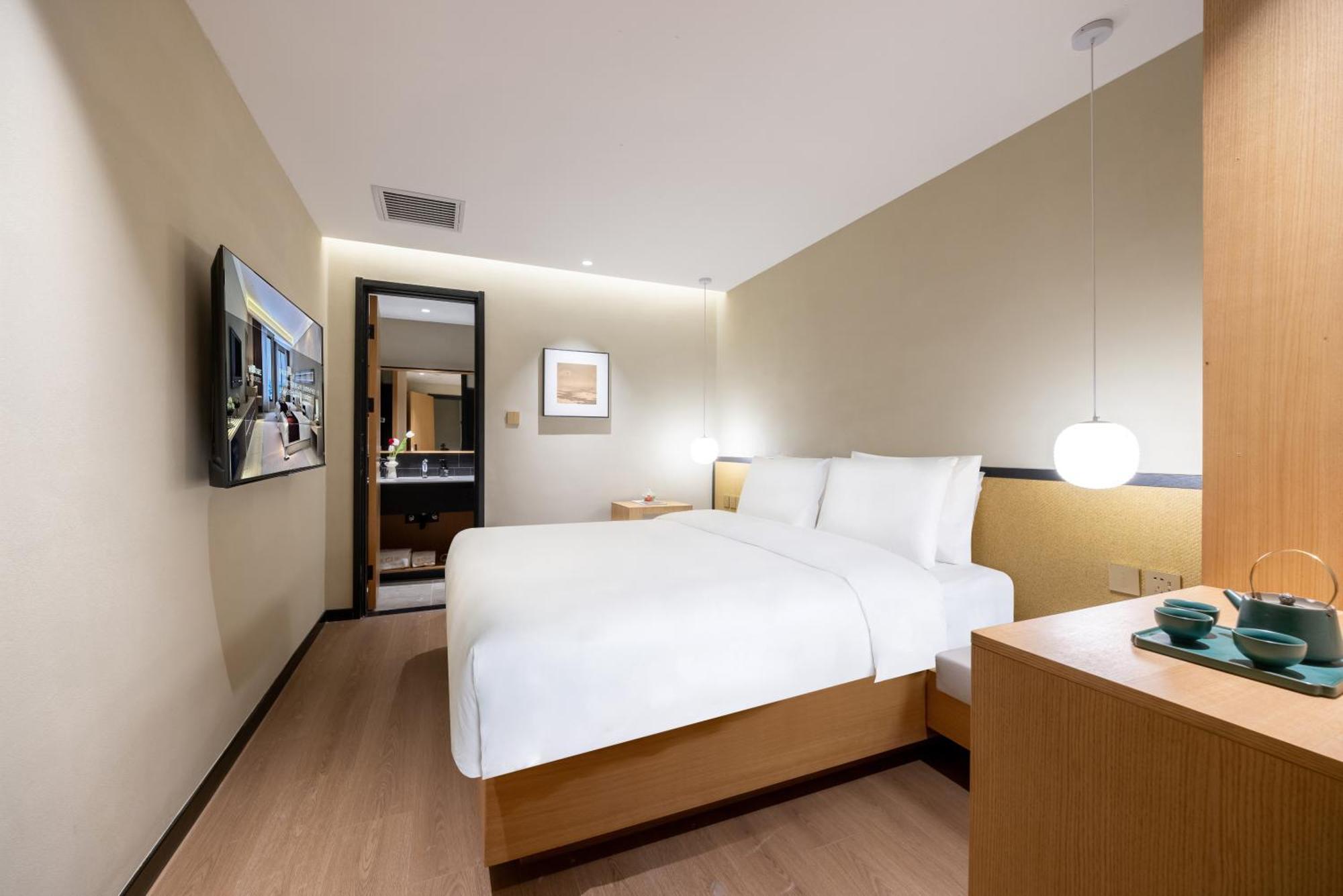 Beijing Tangfu Nanluoguxiang Wang Fu Jing Forbidden City Snack Street Hotel,1 Stop Walking To Airport Express,3 Stop To Tiananmen&Free Laundry Dry Service &Professional Free Tour Ticket Service With English Speaking Staff Exteriör bild