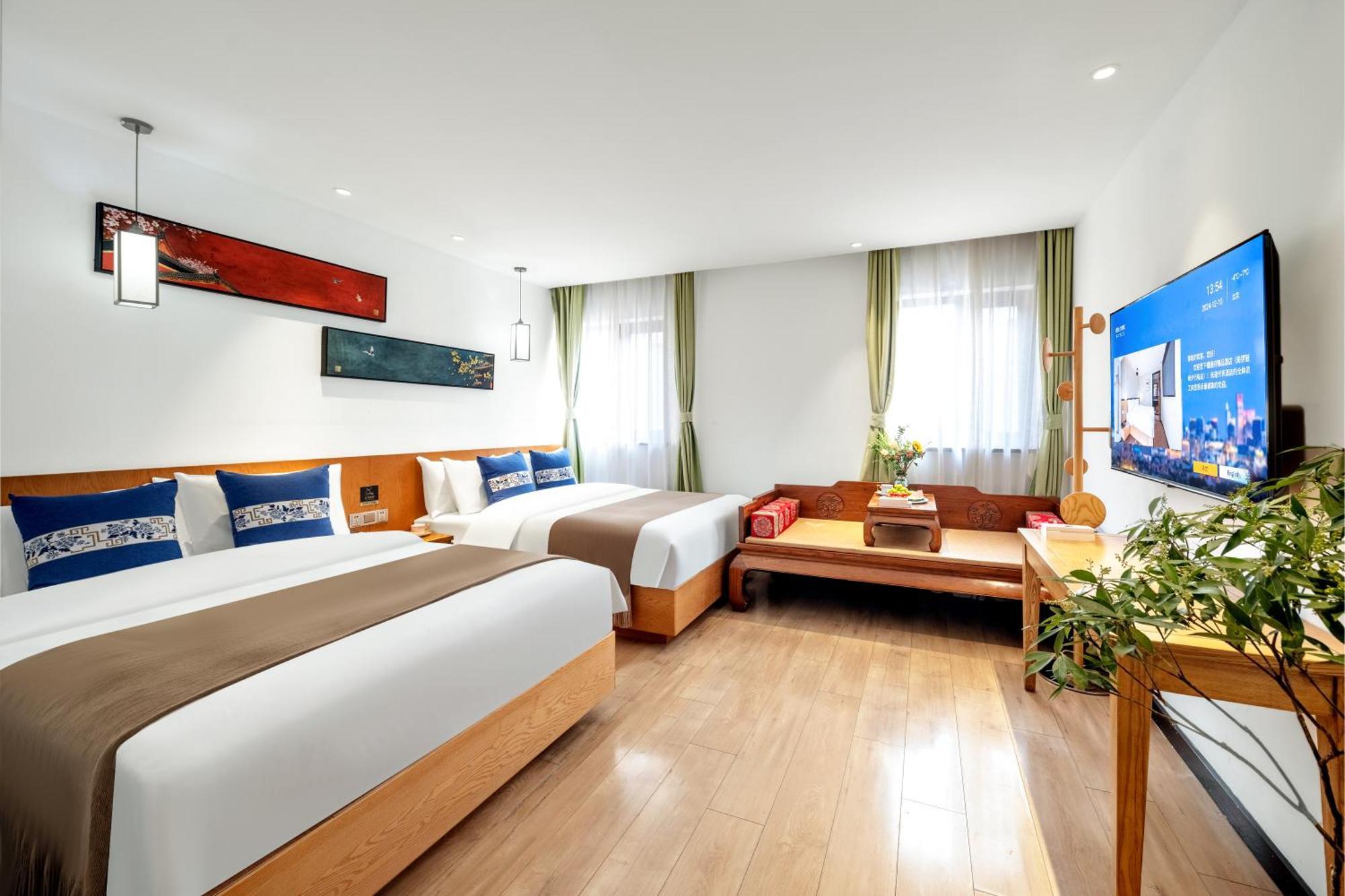 Beijing Tangfu Nanluoguxiang Wang Fu Jing Forbidden City Snack Street Hotel,1 Stop Walking To Airport Express,3 Stop To Tiananmen&Free Laundry Dry Service &Professional Free Tour Ticket Service With English Speaking Staff Exteriör bild