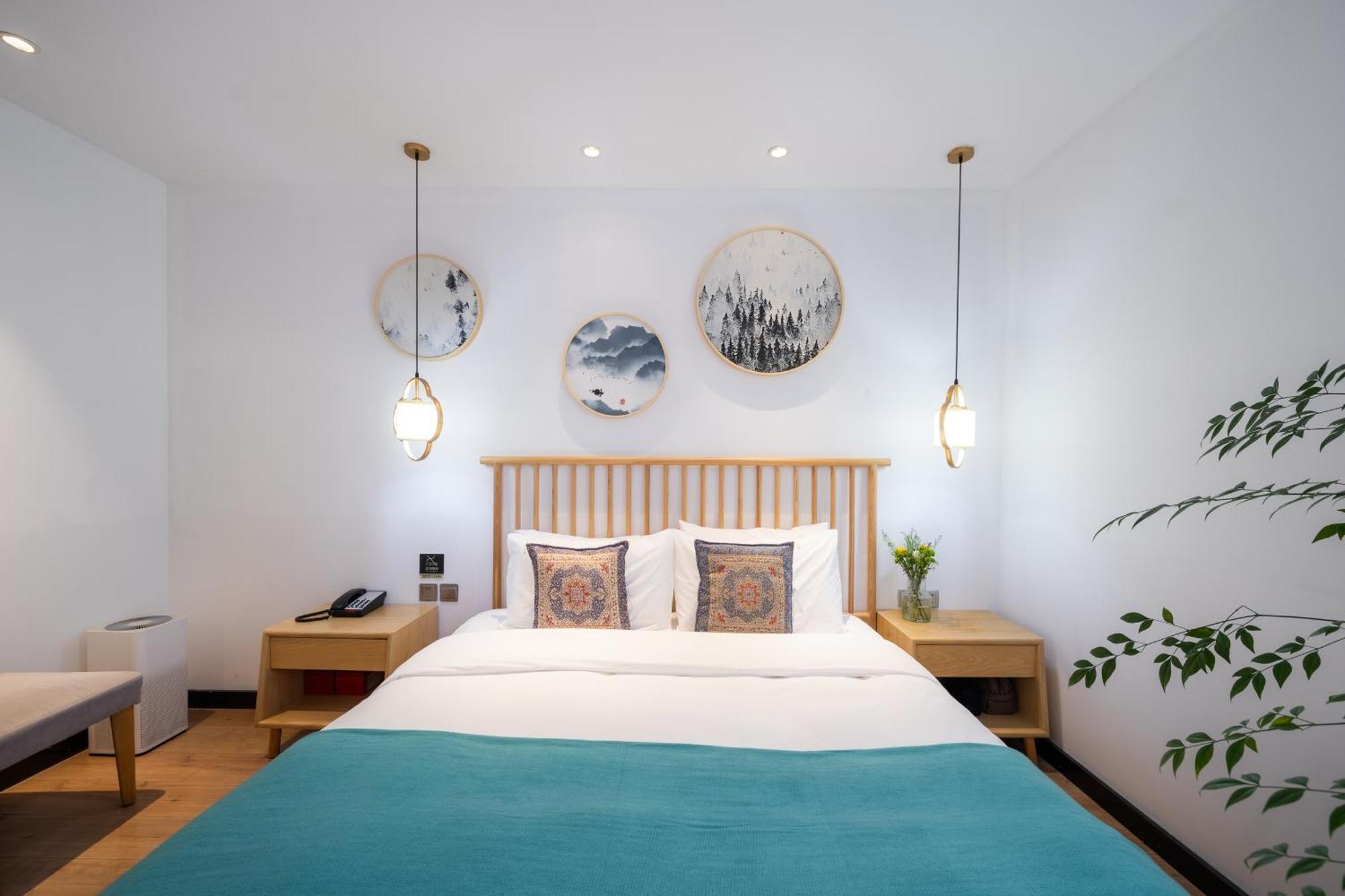 Beijing Tangfu Nanluoguxiang Wang Fu Jing Forbidden City Snack Street Hotel,1 Stop Walking To Airport Express,3 Stop To Tiananmen&Free Laundry Dry Service &Professional Free Tour Ticket Service With English Speaking Staff Exteriör bild