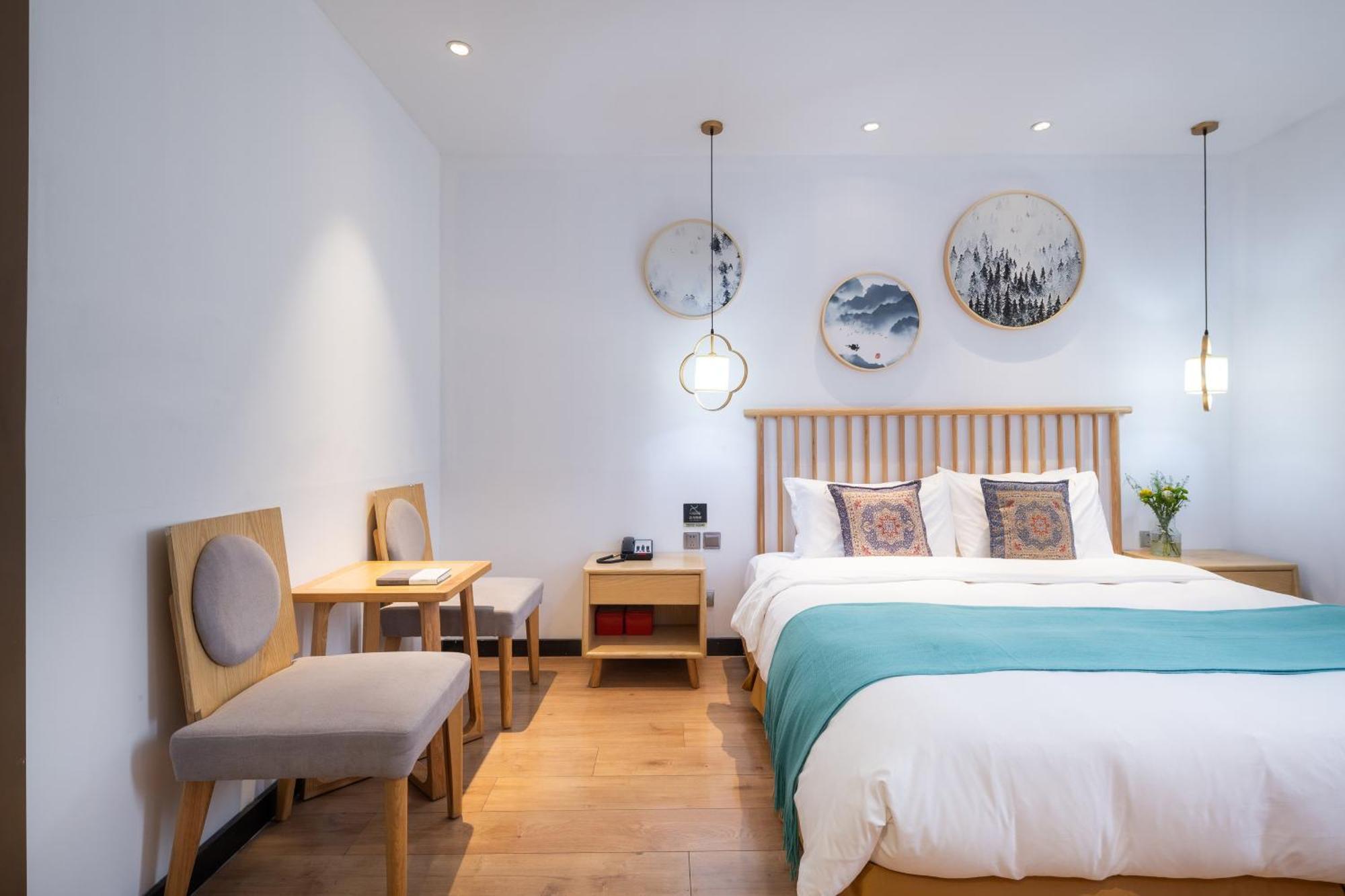 Beijing Tangfu Nanluoguxiang Wang Fu Jing Forbidden City Snack Street Hotel,1 Stop Walking To Airport Express,3 Stop To Tiananmen&Free Laundry Dry Service &Professional Free Tour Ticket Service With English Speaking Staff Exteriör bild