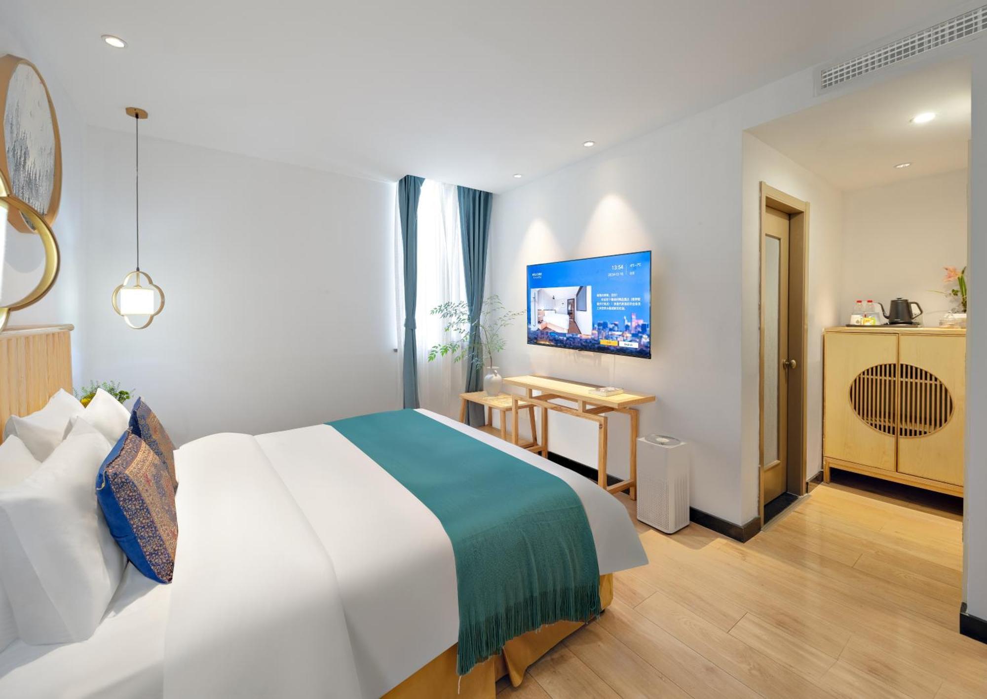 Beijing Tangfu Nanluoguxiang Wang Fu Jing Forbidden City Snack Street Hotel,1 Stop Walking To Airport Express,3 Stop To Tiananmen&Free Laundry Dry Service &Professional Free Tour Ticket Service With English Speaking Staff Exteriör bild