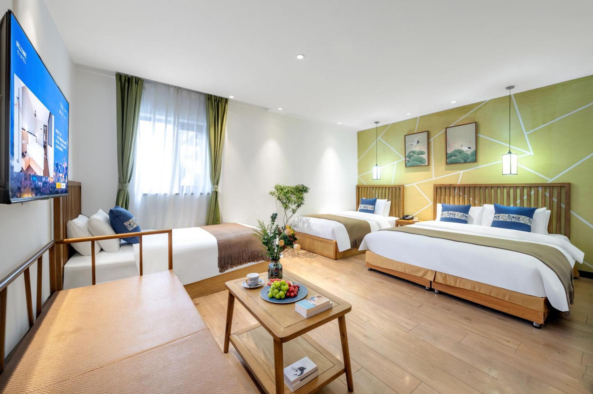 Beijing Tangfu Nanluoguxiang Wang Fu Jing Forbidden City Snack Street Hotel,1 Stop Walking To Airport Express,3 Stop To Tiananmen&Free Laundry Dry Service &Professional Free Tour Ticket Service With English Speaking Staff Exteriör bild